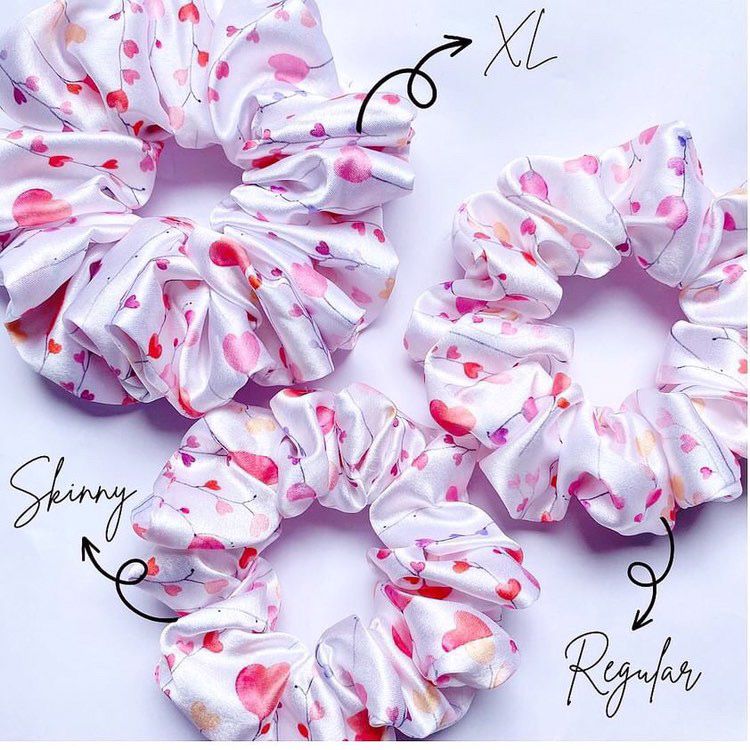 FLAMINGO Printed Satin Scrunchies.